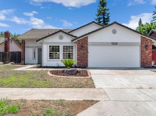 1534 Princeton Ave, Madera, CA 93637