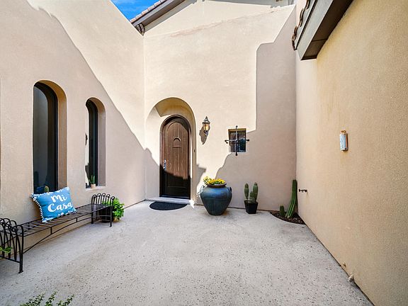 3rd image of 1337 Calle Lago Dr