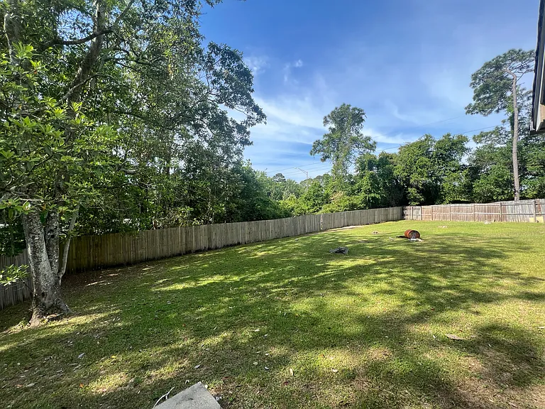 435 Braener Cir — Photo 20