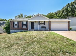 2160 Parkton West Dr, Barnhart, MO 63012