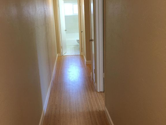 2nd image of 852 W Hacienda Ave