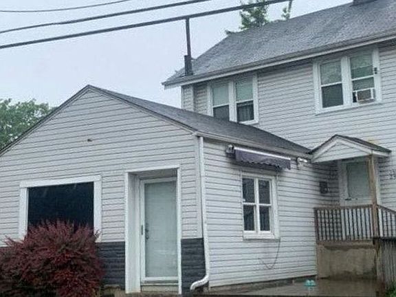 2nd image of 2594 Sullivant Ave