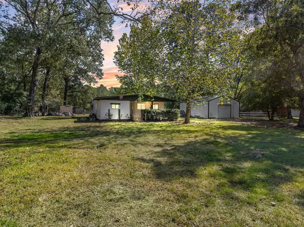 1007 Shawnee Dr, Montgomery, TX 77316