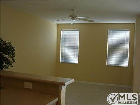 4th image of 106 S Longport Cir APT C