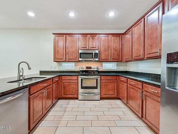 4th image of 7613 W Quail Track Dr