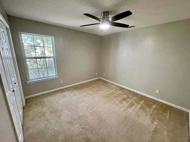 Guest bedroom 2