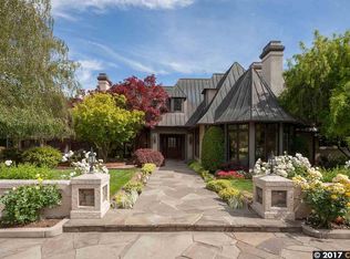 10 Winding Ln, Orinda, CA 94563