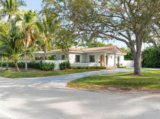 663 Woodcrest Rd, Key Biscayne, FL 33149