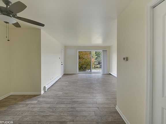 5th image of 1228 Whispering Hills Ct APT 2B
