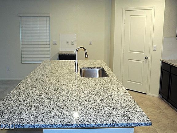 5th image of 9063 Jade Vine Ave