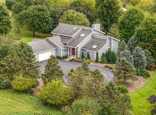 29325 N Callahan Rd, Wauconda, IL 60084