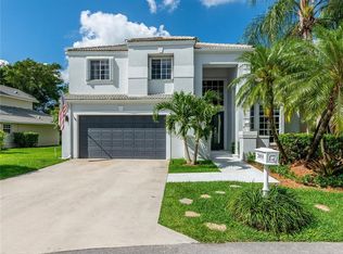 2055 N Island Cir, Fort Lauderdale, FL 33326