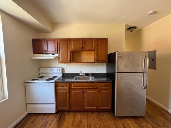 116 Hawthorne Ave #2L