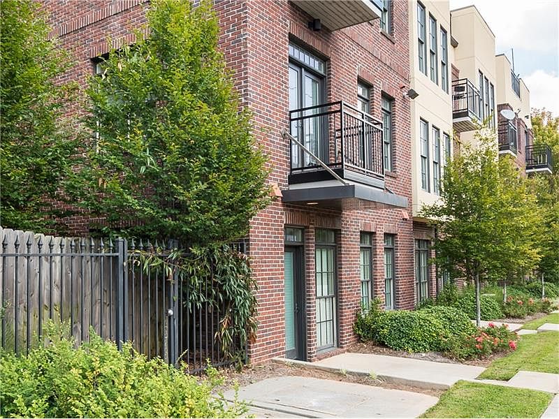 1st image of 1300 Dekalb Ave NE #221
