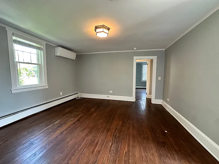 280 Davis Ave #3 — Photo 7