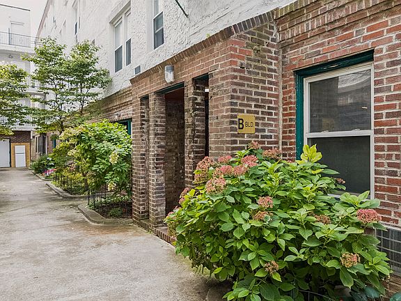 4th image of 3416 Spring Garden St #3A