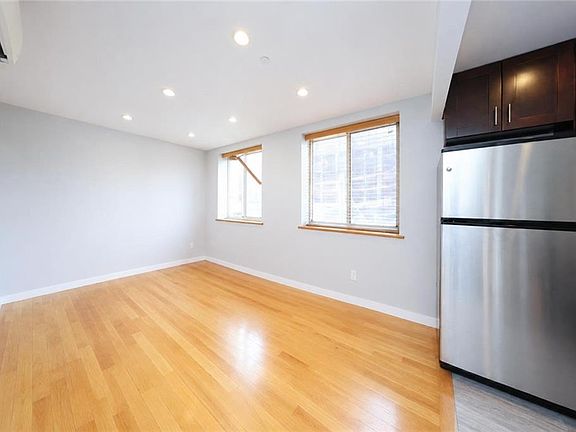 4th image of 2609 Cropsey Ave #3-B