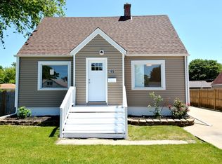 105 S Caryl Ave, Northlake, IL 60164