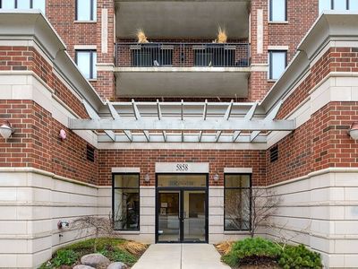 5858 N Broadway Ave #407, Chicago, IL, 60660