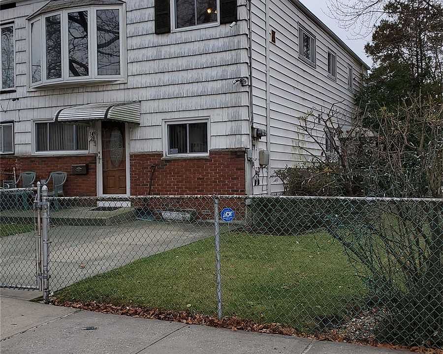 2nd image of 149-28 257th St