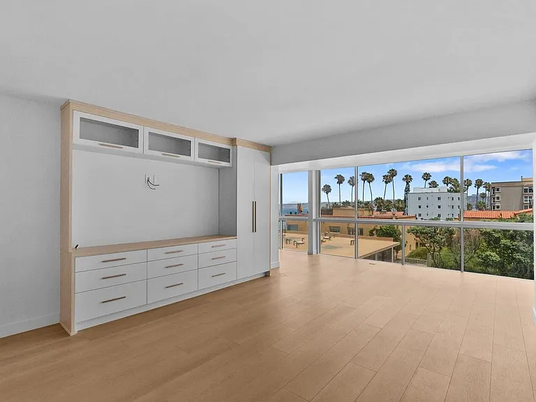939 Coast Blvd #6F — Photo 19