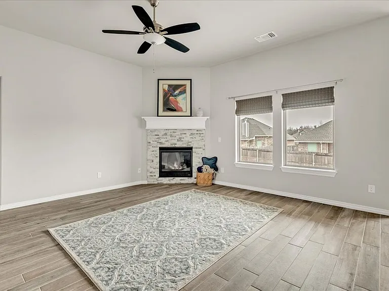 5316 Lannister Ln — Photo 8