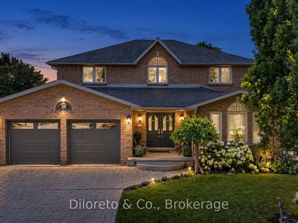 28 Foxwood Cres, Guelph, ON N1C 1A6