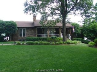 131 Bay View Dr, Colonial Beach, VA 22443