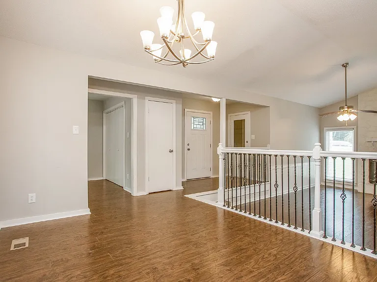 4616 Pine Needle Ct — Photo 23