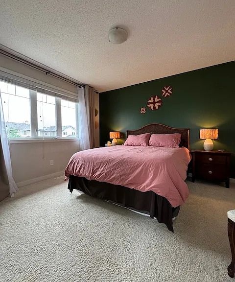 135 Ashworth Cres — Photo 9