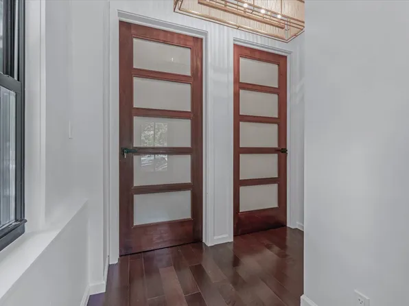 1324 Eastern Parkway image 5 of 37