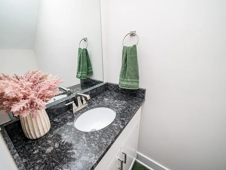 76 Sunburst Villa Dr — Photo 12