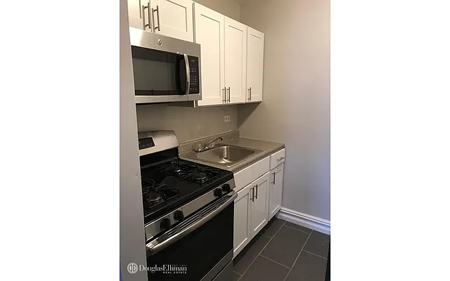 Sold by Douglas Elliman | media 2
