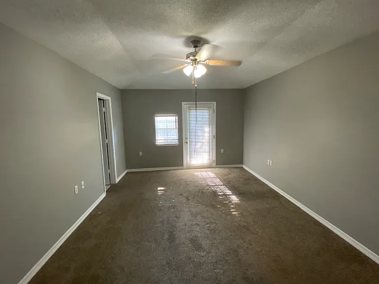 9184 Arand Dr — Photo 38
