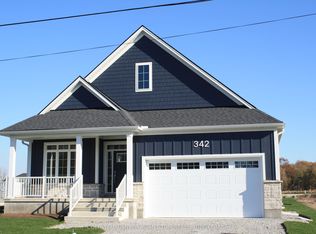 342 Bassett Ave, Fort Erie, ON L2A4K8