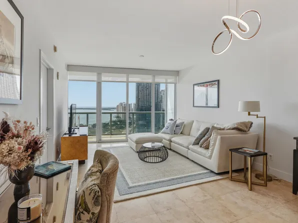 888 Biscayne Boulevard #3702, Miami, FL 33132