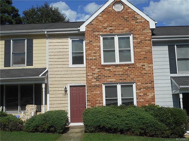 1st image of 15207 Broadwater Ct