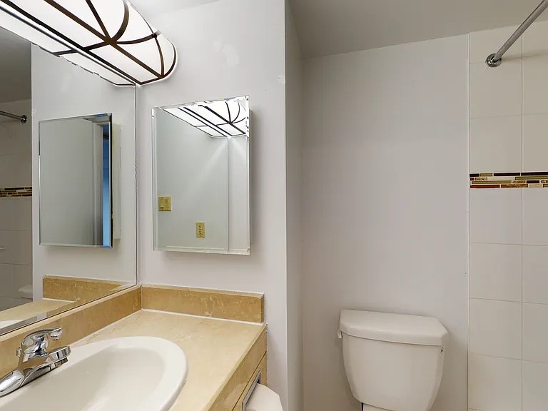 341 Maclaren St — Photo 30