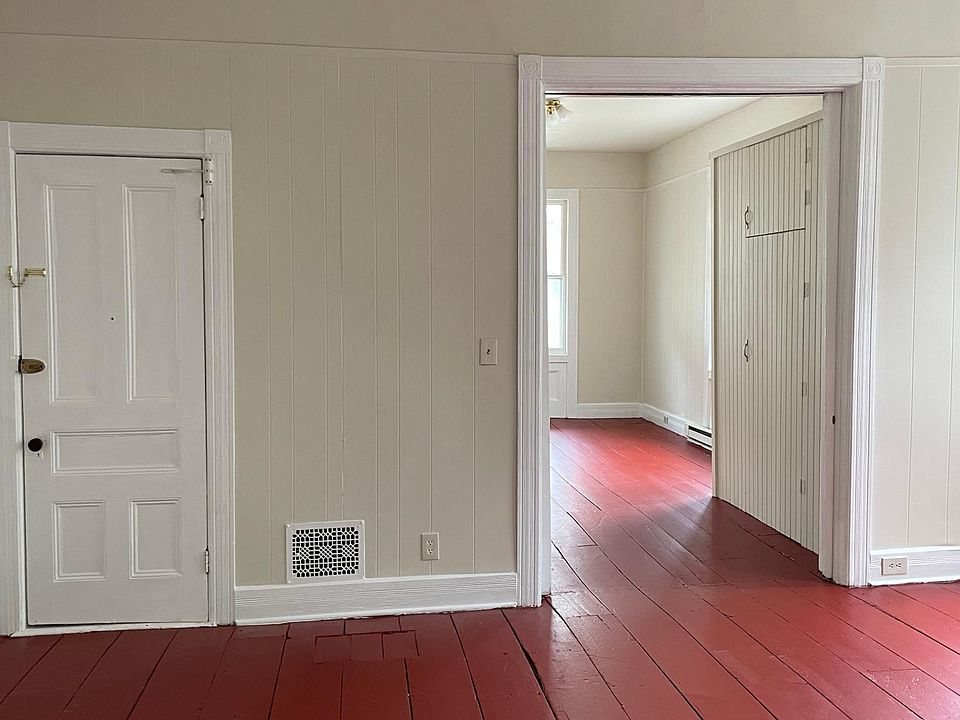 Living Room looking into bedroom