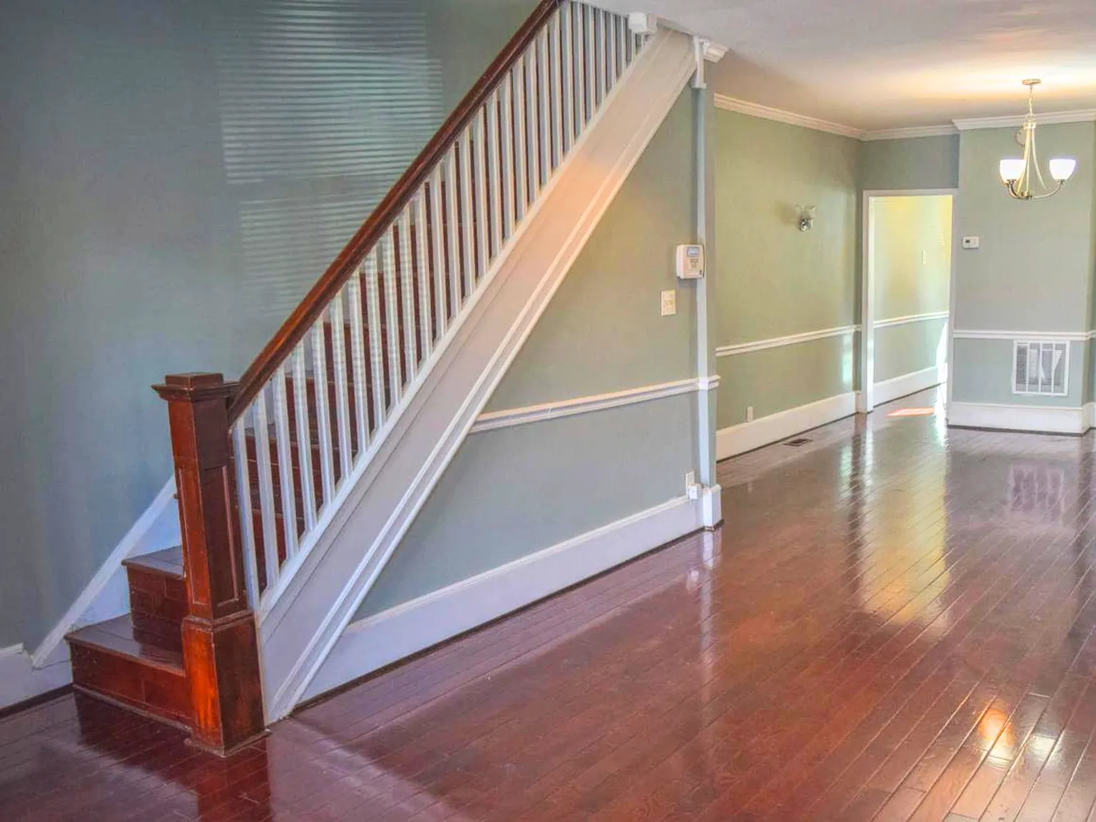 3 bed, 1770 sqft, $2,200 — Photo 3