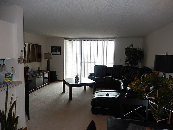 4th image of 75 Kristin Cir APT 523