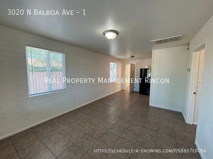 3 Bed, 2 Bath Apartment/Plex in Central Tucson! — Photo 3