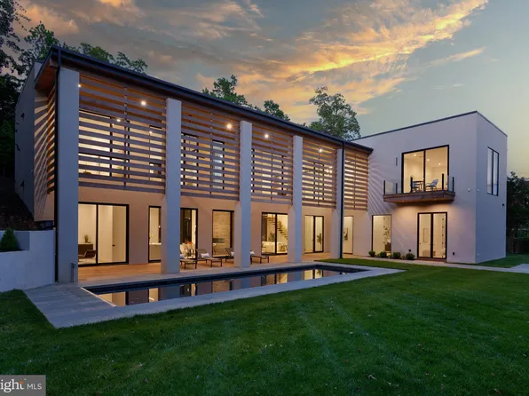 2800 32nd St NW, Washington, DC 20008