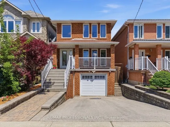 84 Harding Ave, Toronto, ON M6M 3A5