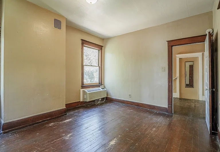 1060 Grand Ave #6 — Photo 15