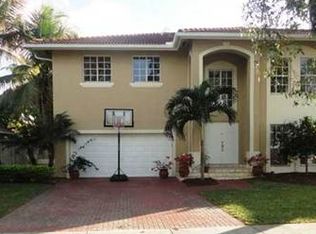 15828 SW 99th Ter, Miami, FL 33196