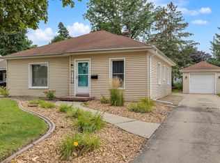 2109 N Division St, Appleton, WI 54911