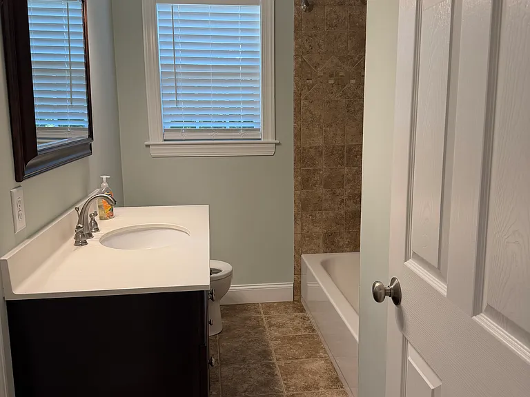 5425 Lower Stone Church Rd — Photo 3