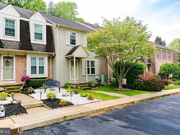 2nd image of 442 Briarcreek Dr