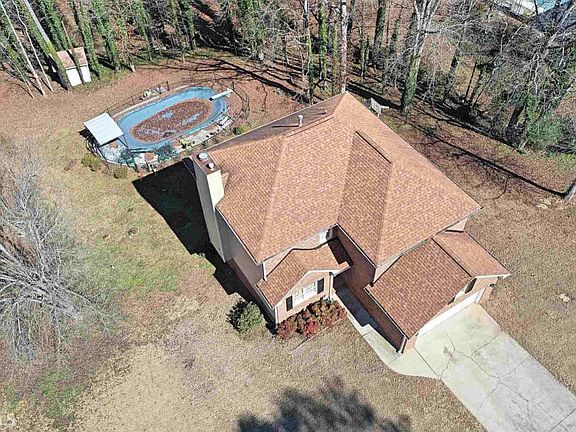 5th image of 2910 Camary Place Dr SE